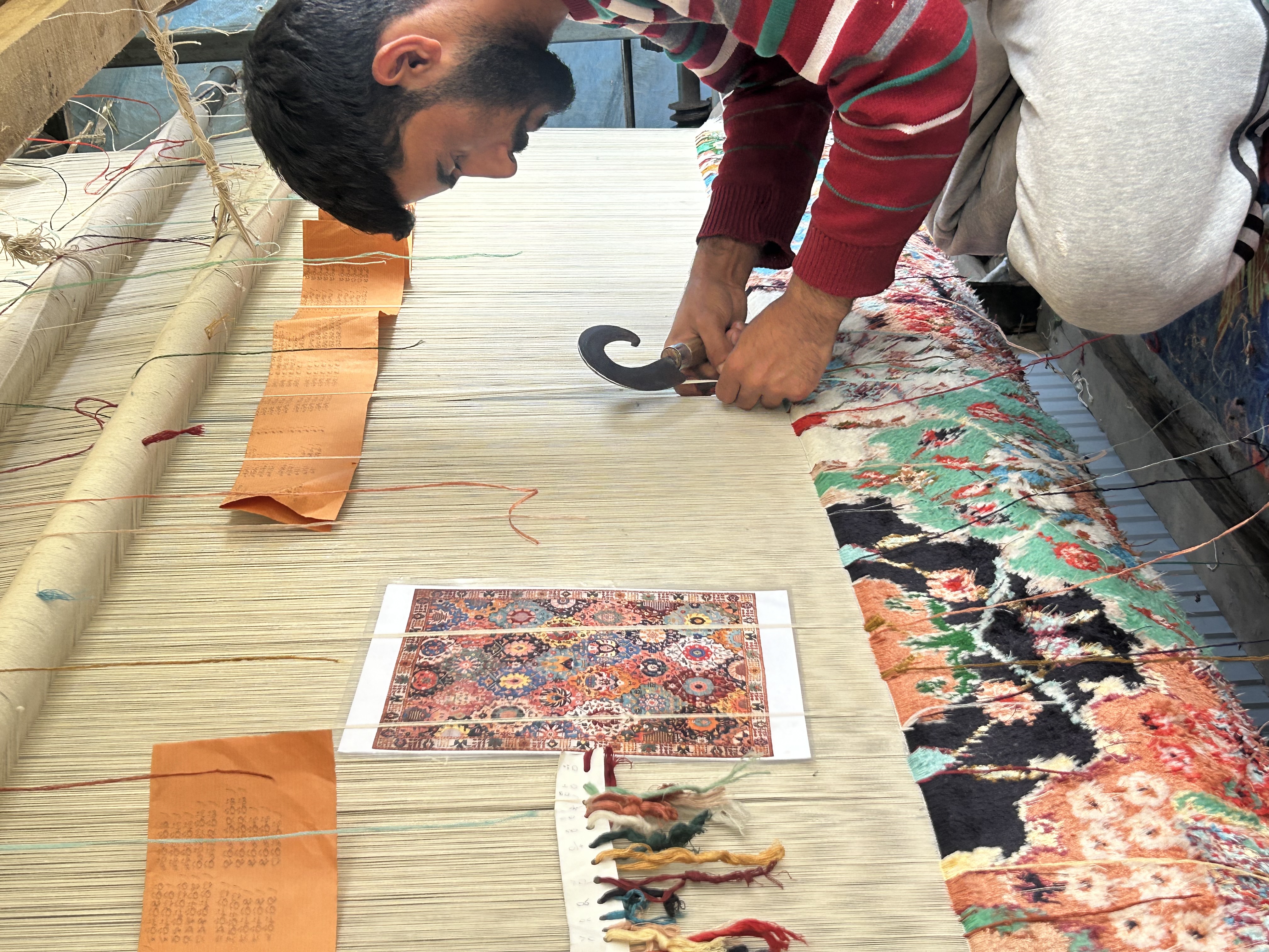Carpet loom in a Srinagar atelier